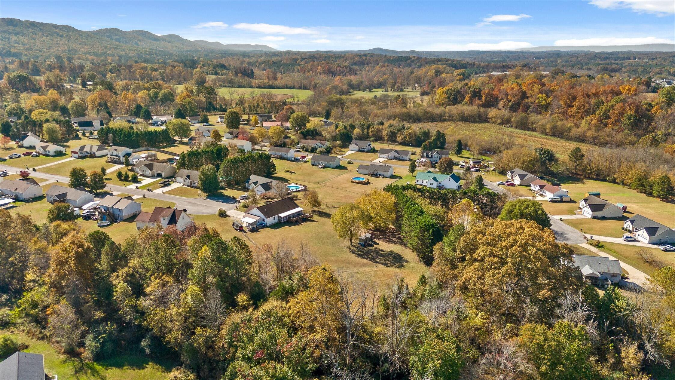 Rock Spring, Georgia 30739, United States, 3 Bedrooms Bedrooms, ,3 BathroomsBathrooms,Residential,Active,239864