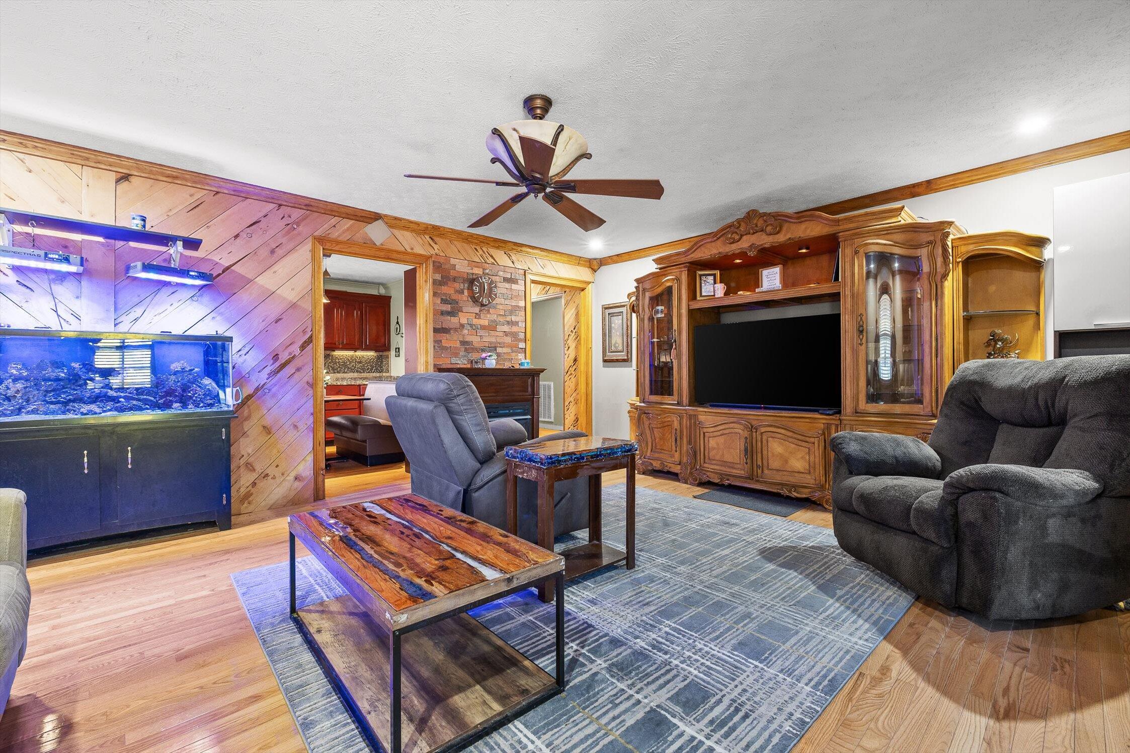 Rock Spring, Georgia 30739, United States, 3 Bedrooms Bedrooms, ,3 BathroomsBathrooms,Residential,Active,239864