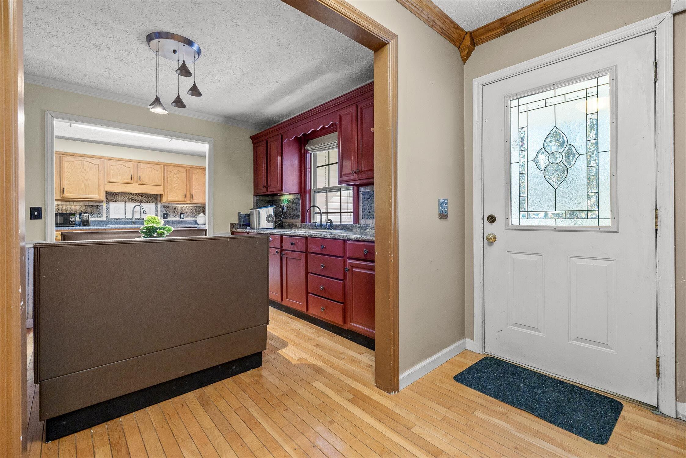 Rock Spring, Georgia 30739, United States, 3 Bedrooms Bedrooms, ,3 BathroomsBathrooms,Residential,Active,239864