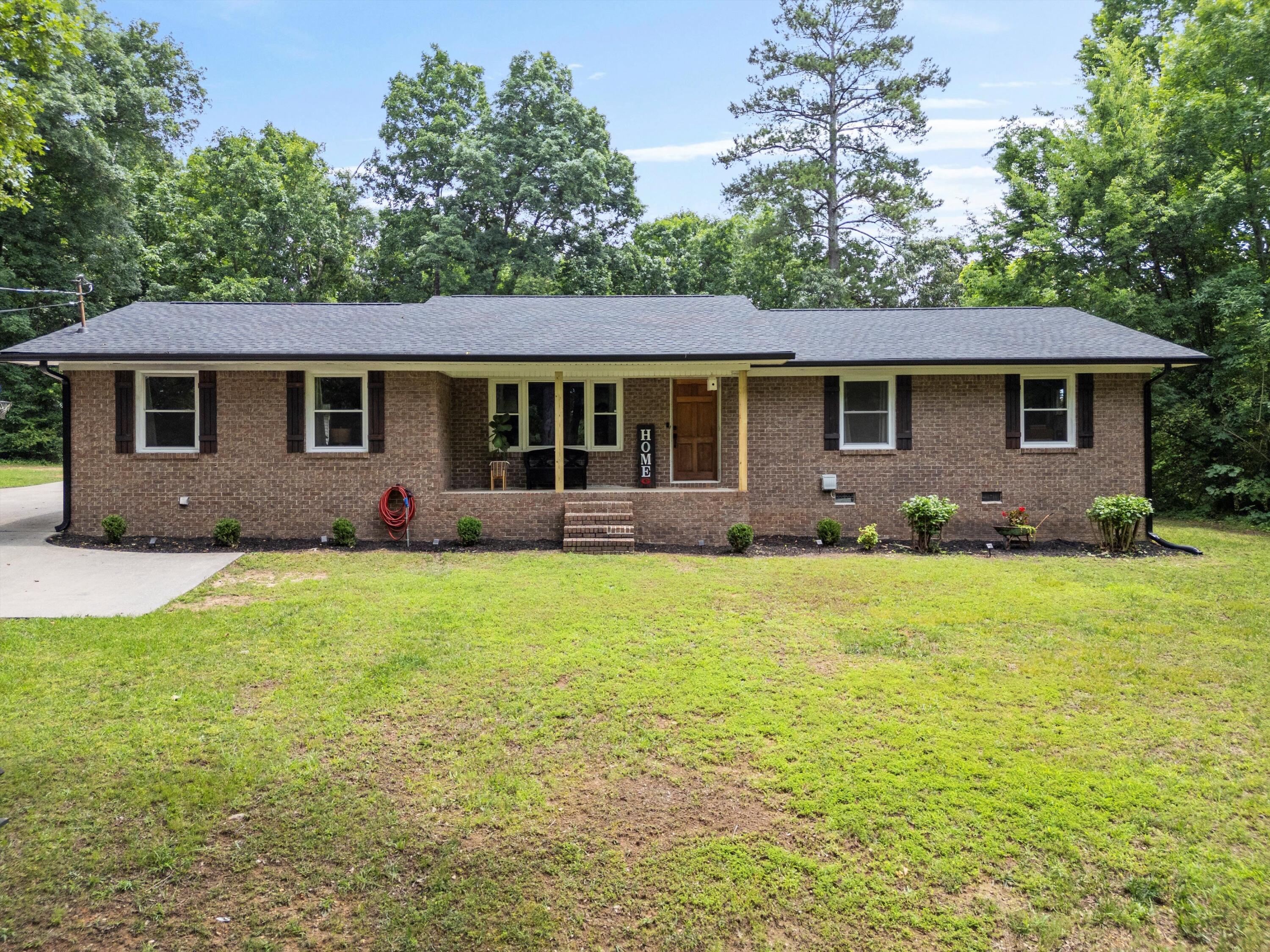 240 Sunrise Circle, Calhoun, Georgia image 4