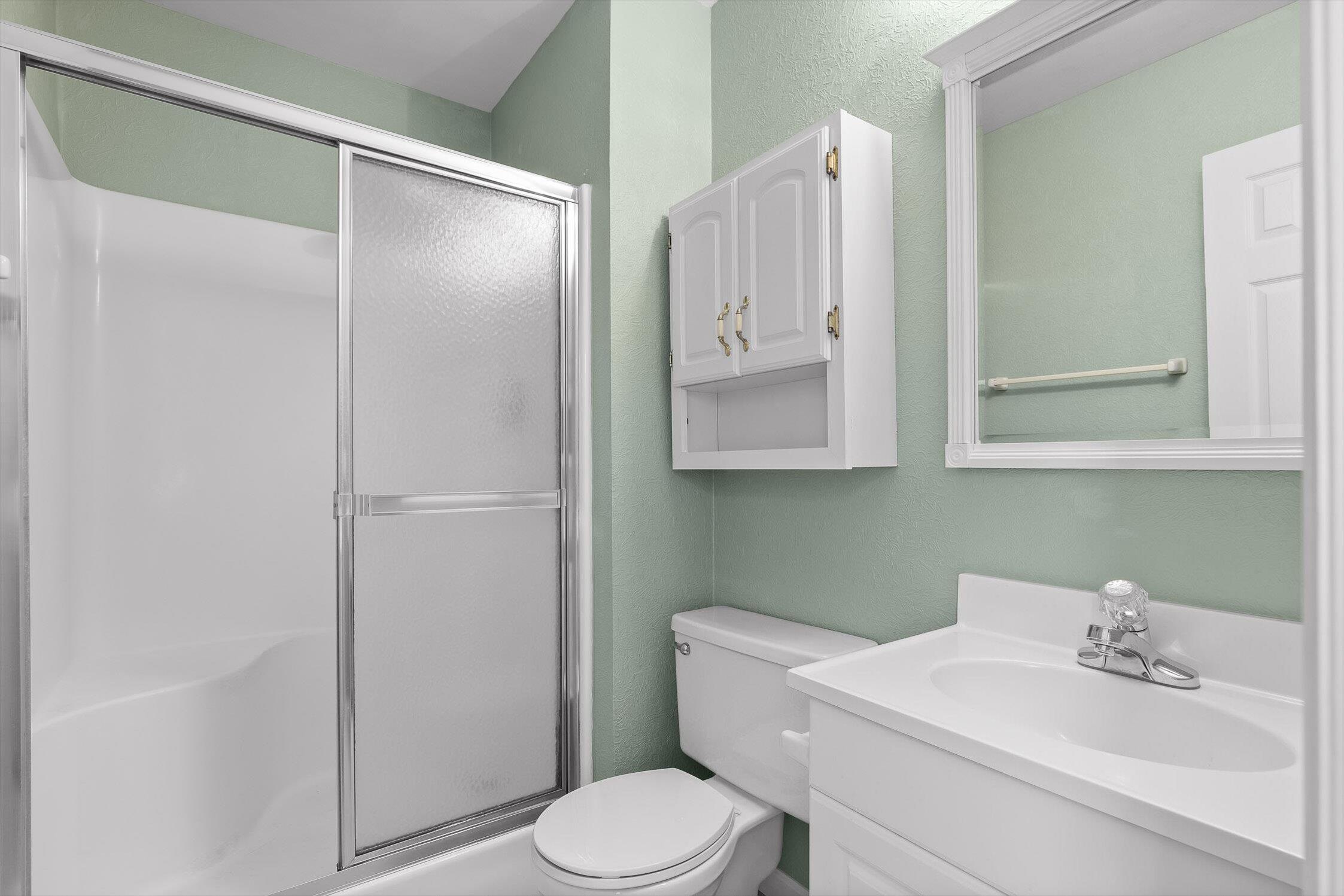 Ringgold, Georgia 30736, United States, 4 Bedrooms Bedrooms, ,4 BathroomsBathrooms,Residential,Active,83563