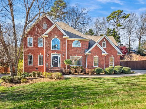Photo of 3305 Forest Shadows Drive, Chattanooga, TN 37421 (MLS # 1524644)