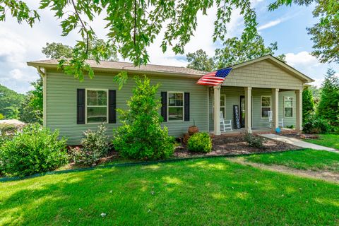 Photo of 1010 Canterbury Road, Chattanooga, TN 37421 (MLS # 1519136)