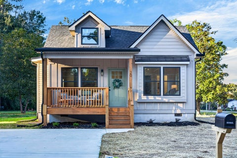 Photo of 20 Cobb Circle, Rossville, GA 30741 (MLS # 1544689)