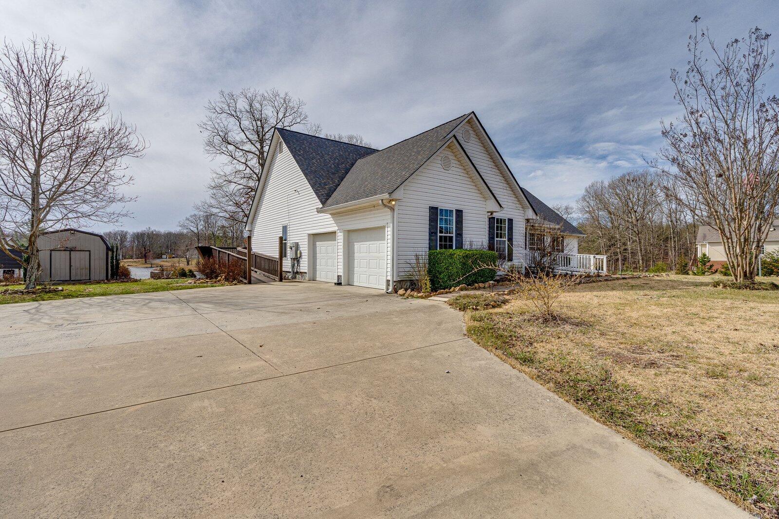204 Lake Haven Drive, Soddy Daisy, Tennessee image 4