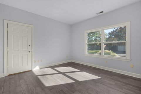 Tiny photo for 2009 Clearfield Lane, Chattanooga, TN 37405 (MLS # 1523489)