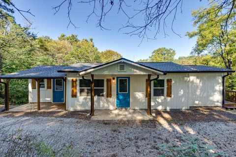Photo of 22 Ridgeland Circle, Rossville, GA 30741 (MLS # 1521886)