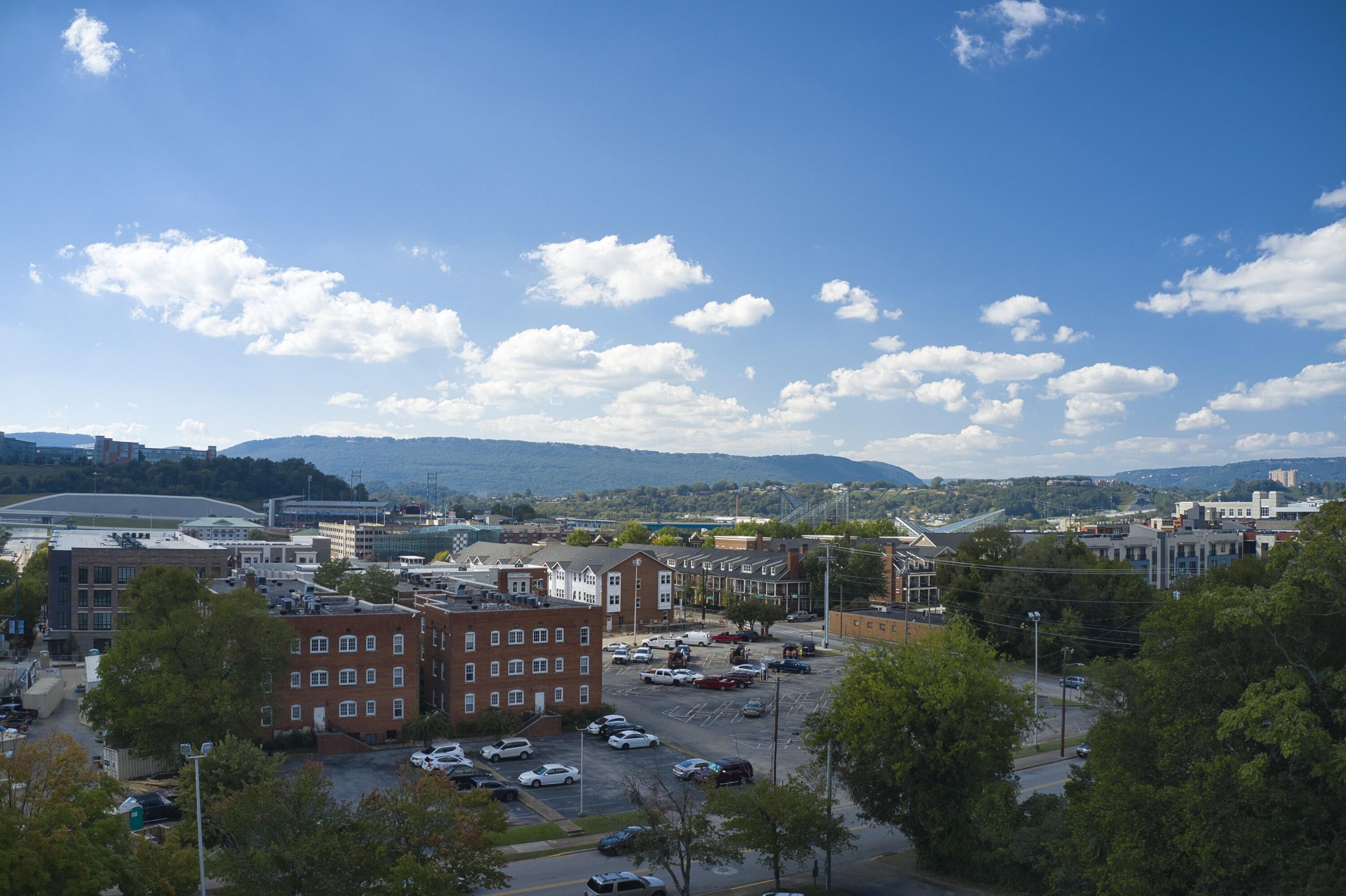 365 E 4th Street, Chattanooga, Tennessee image 1