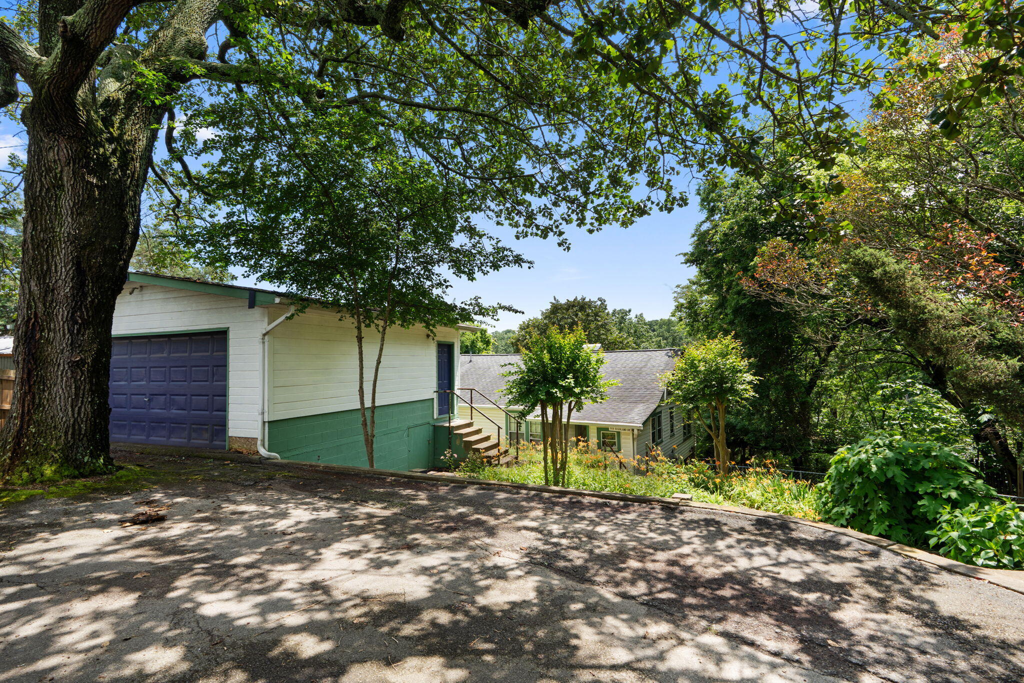 1119 Highland Drive, Chattanooga, Tennessee image 1