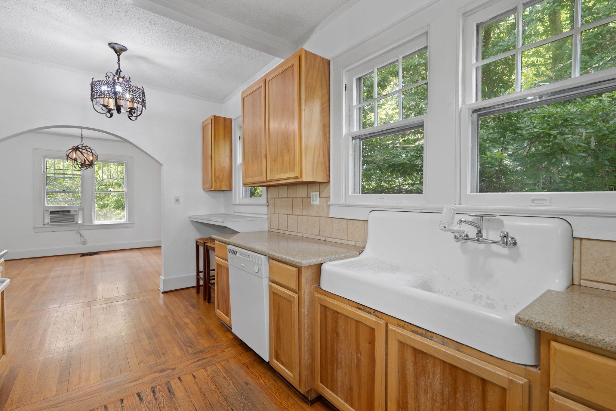 1119 Highland Drive, Chattanooga, Tennessee image 6