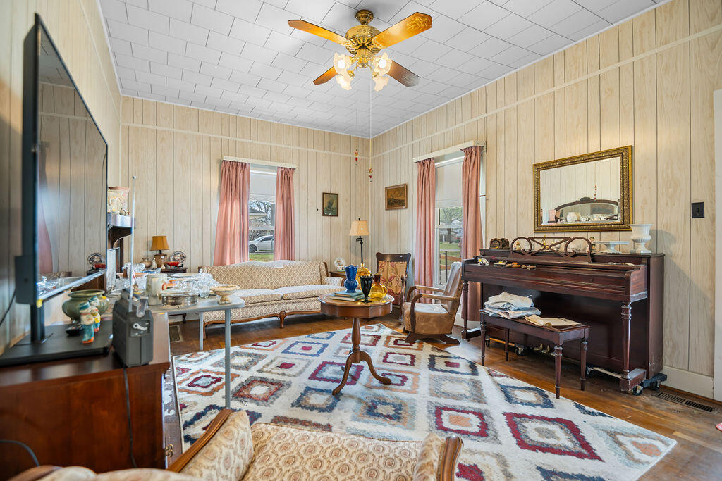 913 Elm Avenue, South Pittsburg, Tennessee image 15