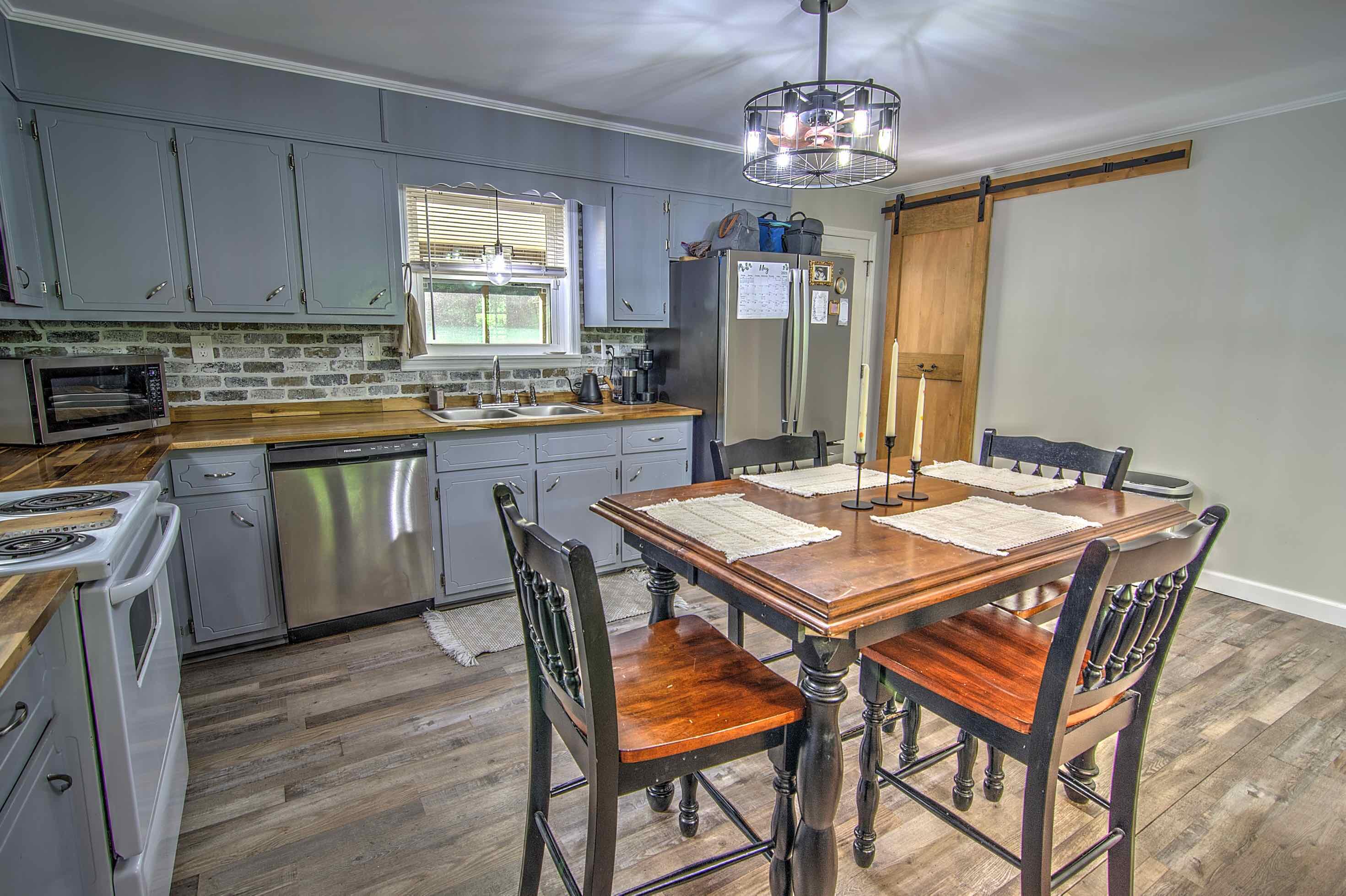 Lafayette, Georgia 30728, United States, 3 Bedrooms Bedrooms, ,2 BathroomsBathrooms,Residential,Active,135209