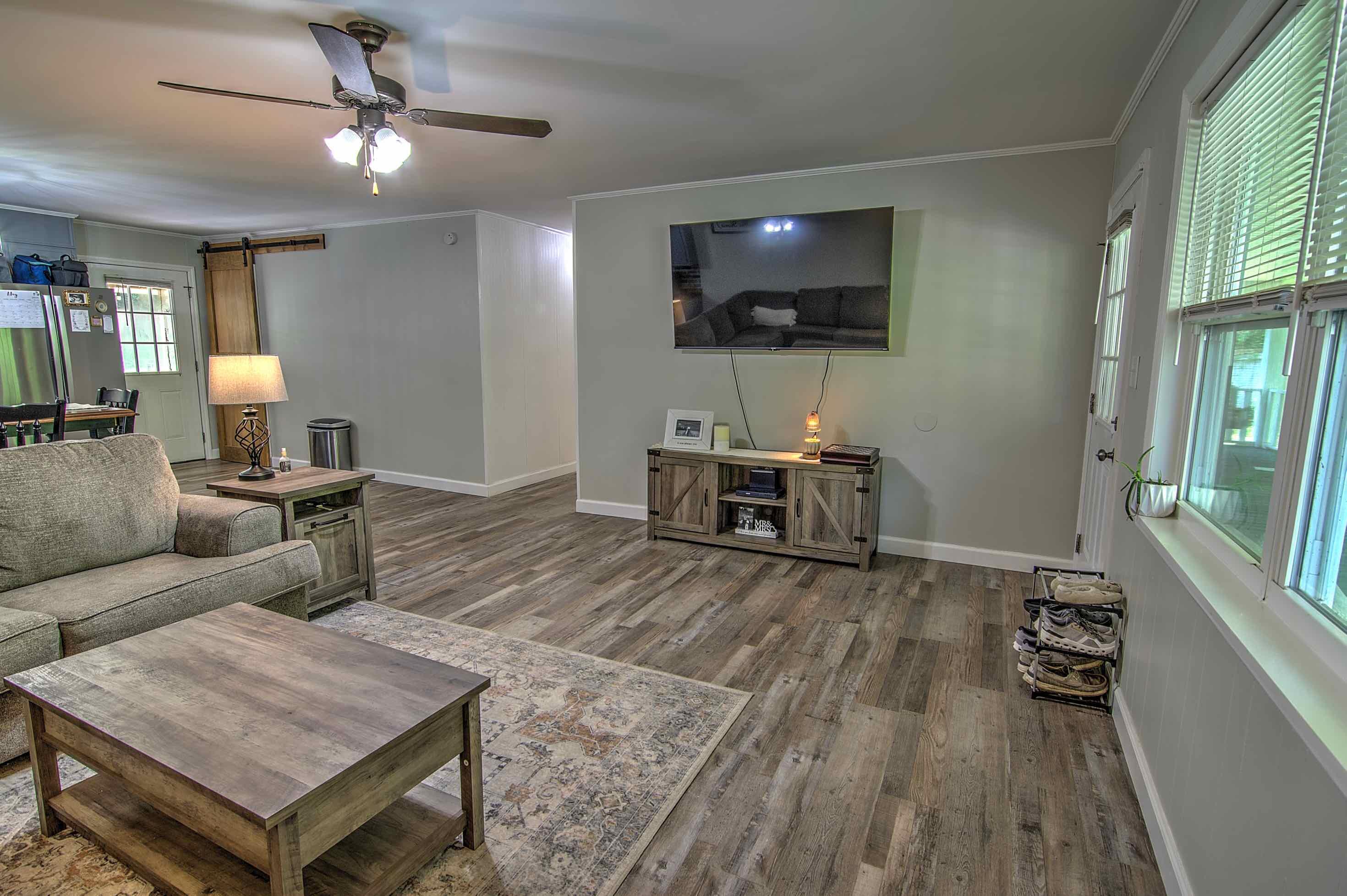 Lafayette, Georgia 30728, United States, 3 Bedrooms Bedrooms, ,2 BathroomsBathrooms,Residential,Active,135209