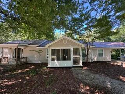 Photo of 443 Friendship Road, Ringgold, GA 30736 (MLS # 1536854)