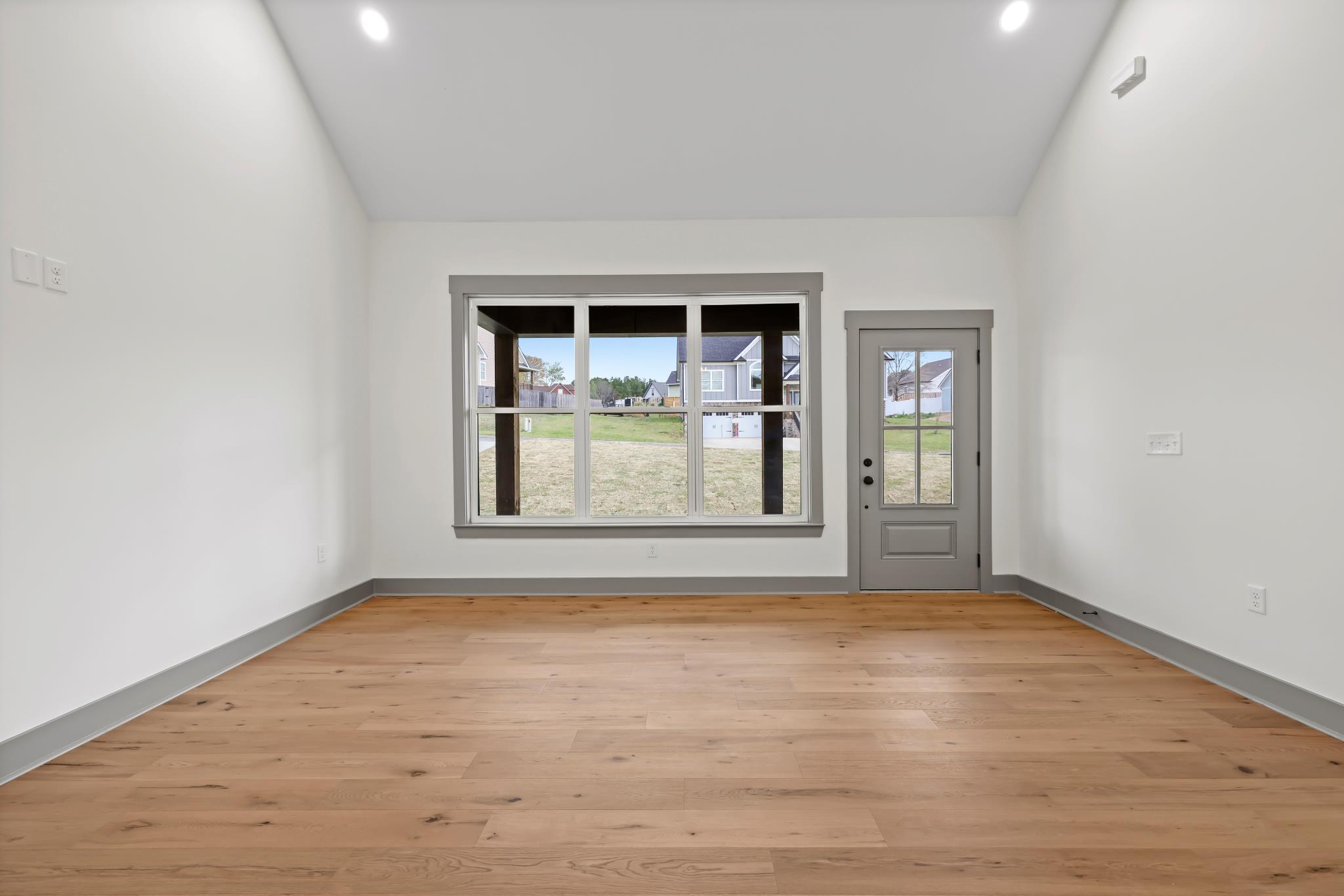 253 Sentry Oaks, Chickamauga, Georgia image 4