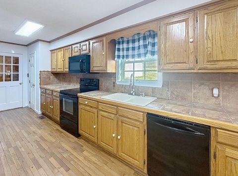 Tiny photo for 6824 County Road, Bridgeport, AL 35740 (MLS # 1528982)