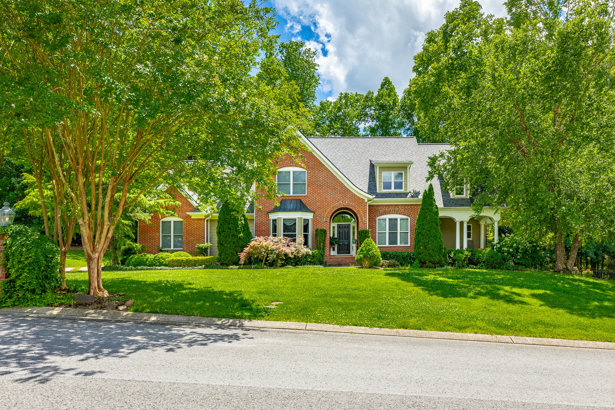 9542 Legacy Oaks Drive