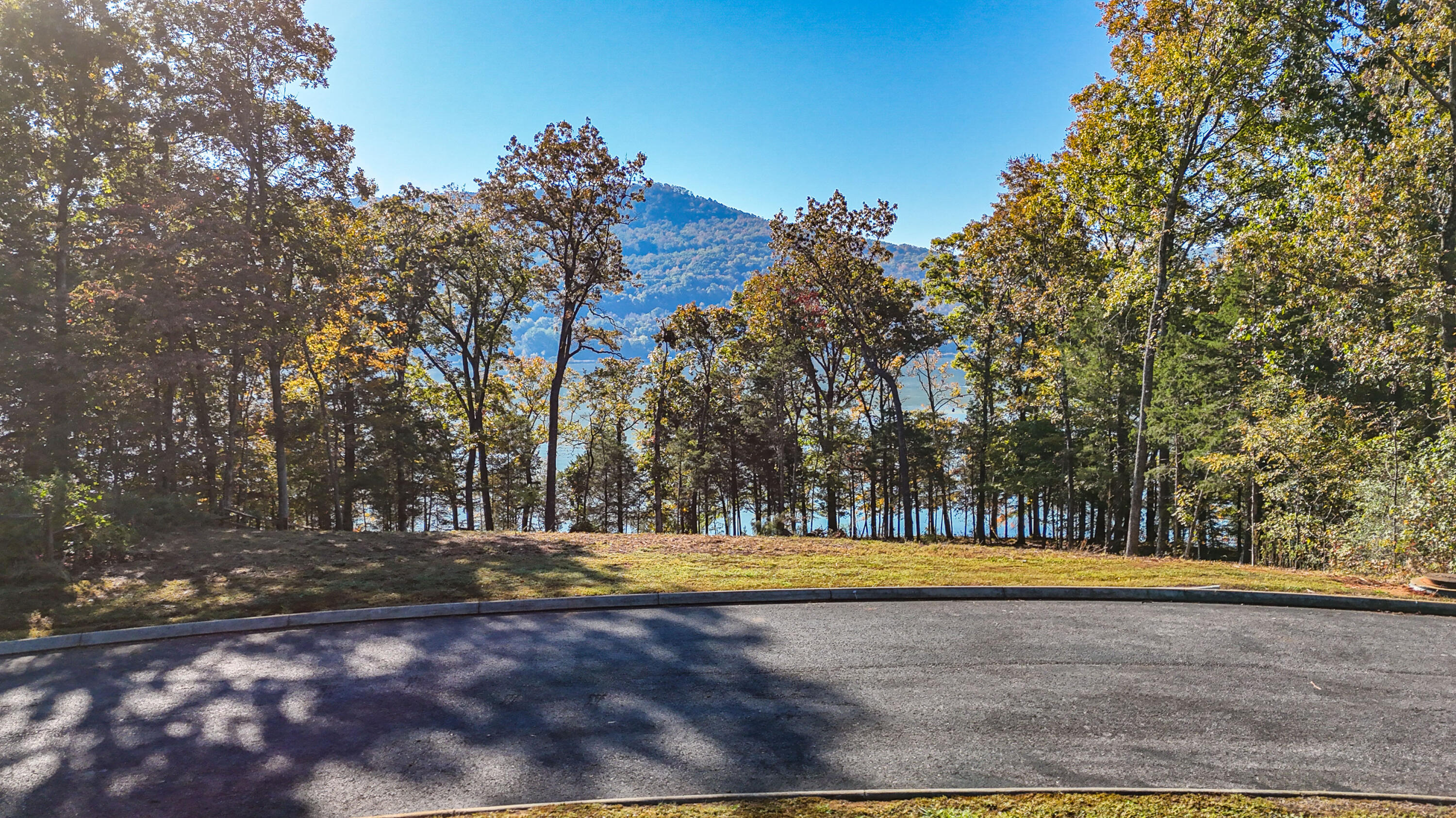 Clubhouse Drive #91, Jasper, Tennessee image 3