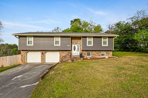 Photo of 9330 Cawood Lane, Chattanooga, TN 37421 (MLS # 1532137)