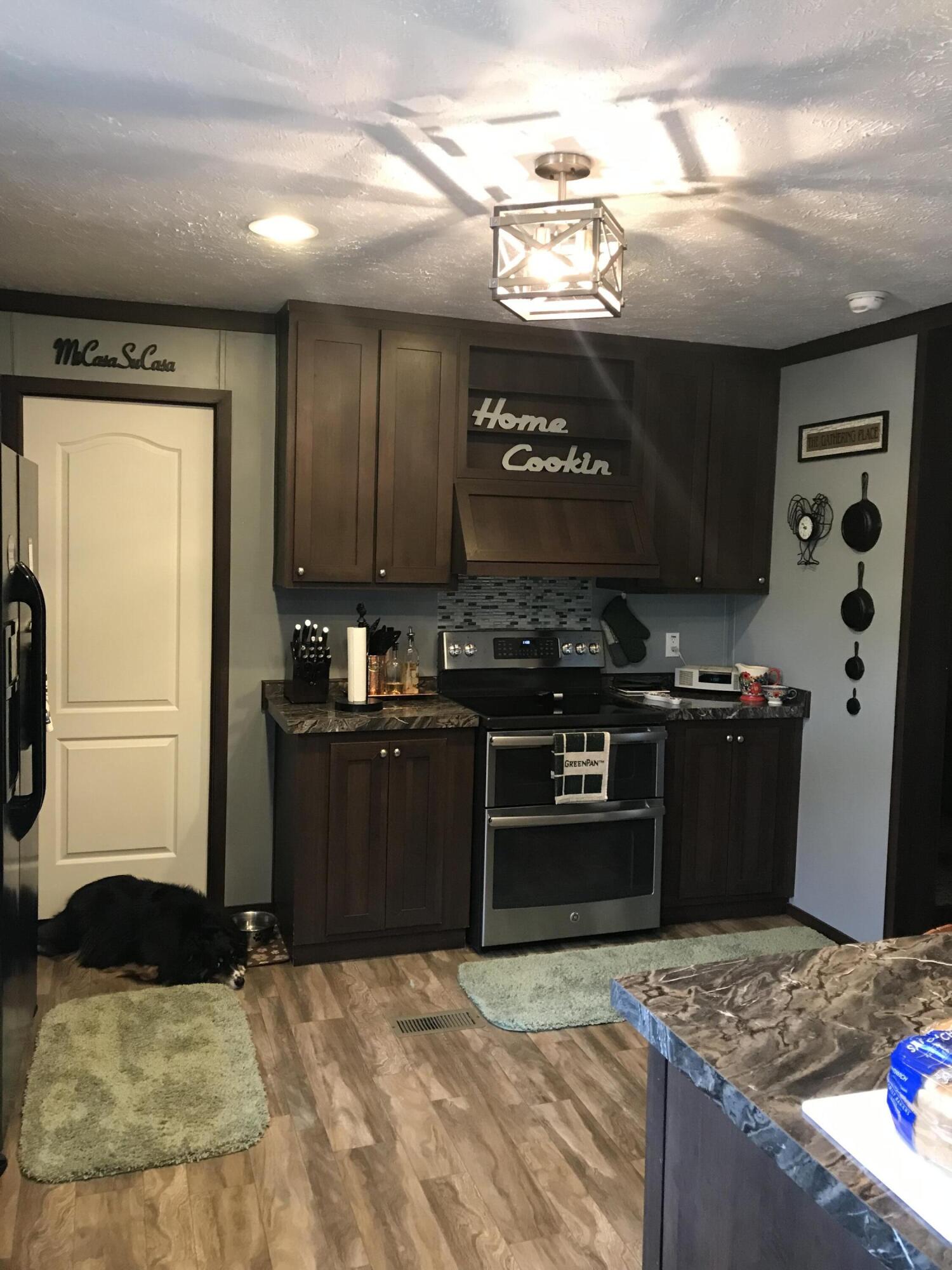 Ider, Alabama 35981, United States, 3 Bedrooms Bedrooms, ,2 BathroomsBathrooms,Residential,Active,182716