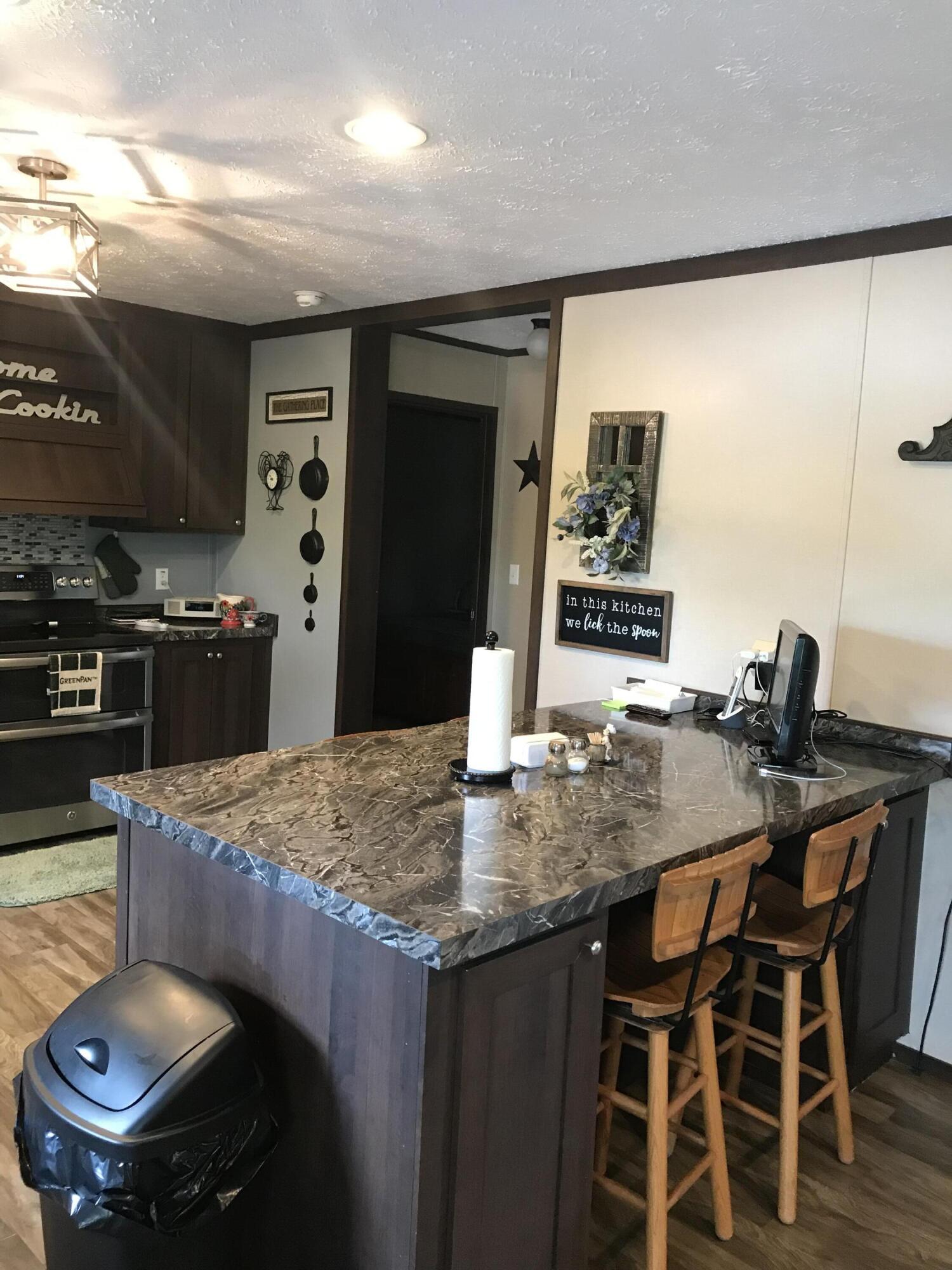 Ider, Alabama 35981, United States, 3 Bedrooms Bedrooms, ,2 BathroomsBathrooms,Residential,Active,182716