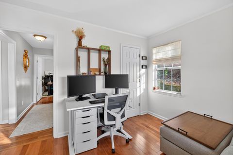 Tiny photo for 524 Crewdson Street, Chattanooga, TN 37405 (MLS # 1529088)