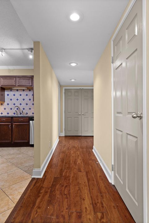 Tiny photo for 1131 Stringers Ridge Road, Chattanooga, TN 37405 (MLS # 1527602)