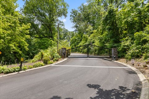 Tiny photo for 1131 Stringers Ridge Road, Chattanooga, TN 37405 (MLS # 1527602)