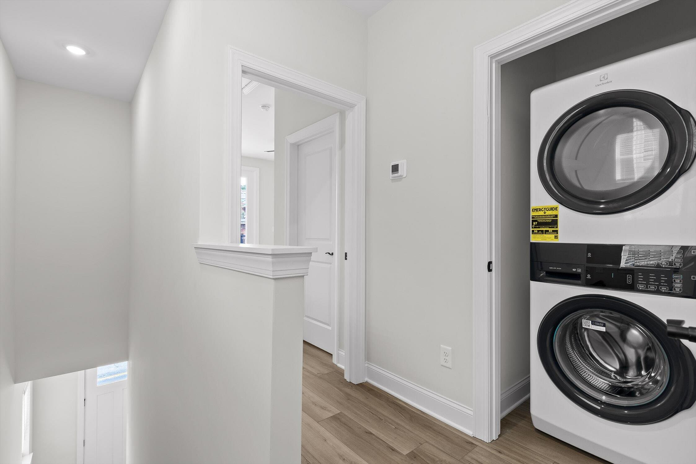 Chattanooga, Tennessee 37403, United States, 3 Bedrooms Bedrooms, ,3 BathroomsBathrooms,Residential,Active,135814