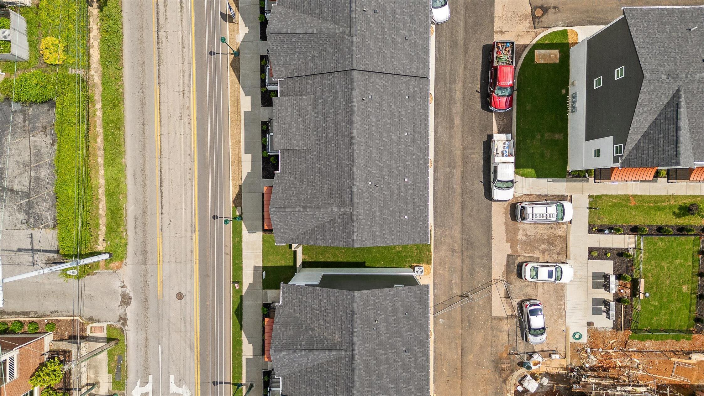 Chattanooga, Tennessee 37403, United States, 3 Bedrooms Bedrooms, ,3 BathroomsBathrooms,Residential,Active,135814