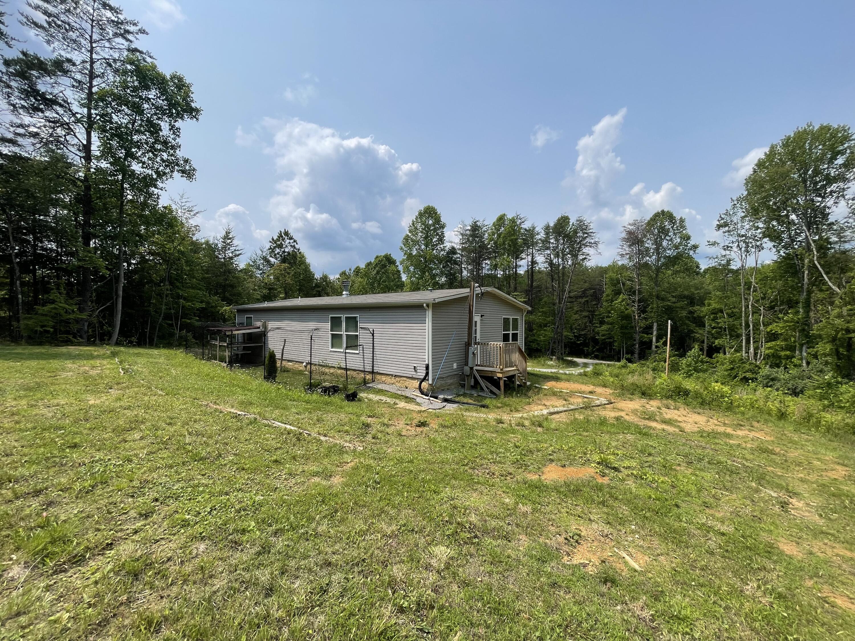 454 Slater Loop, Pikeville, Tennessee image 22