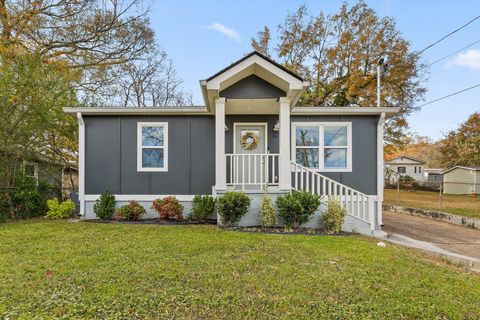 Photo of 807 Spears Avenue, Chattanooga, TN 37405 (MLS # 1524686)