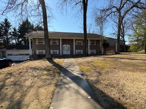 Photo of 1426 Highcrest Drive, Hixson, TN 37343 (MLS # 1528220)