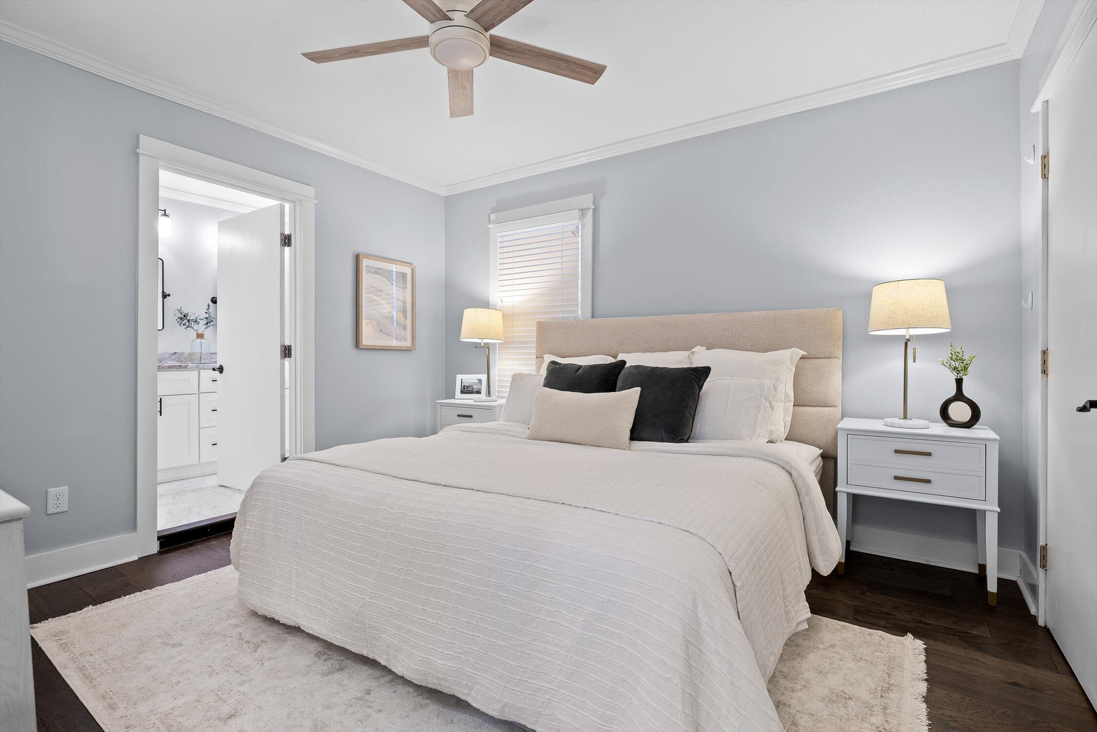 Chattanooga, Tennessee 37409, United States, 2 Bedrooms Bedrooms, ,2 BathroomsBathrooms,Residential,Active,220800