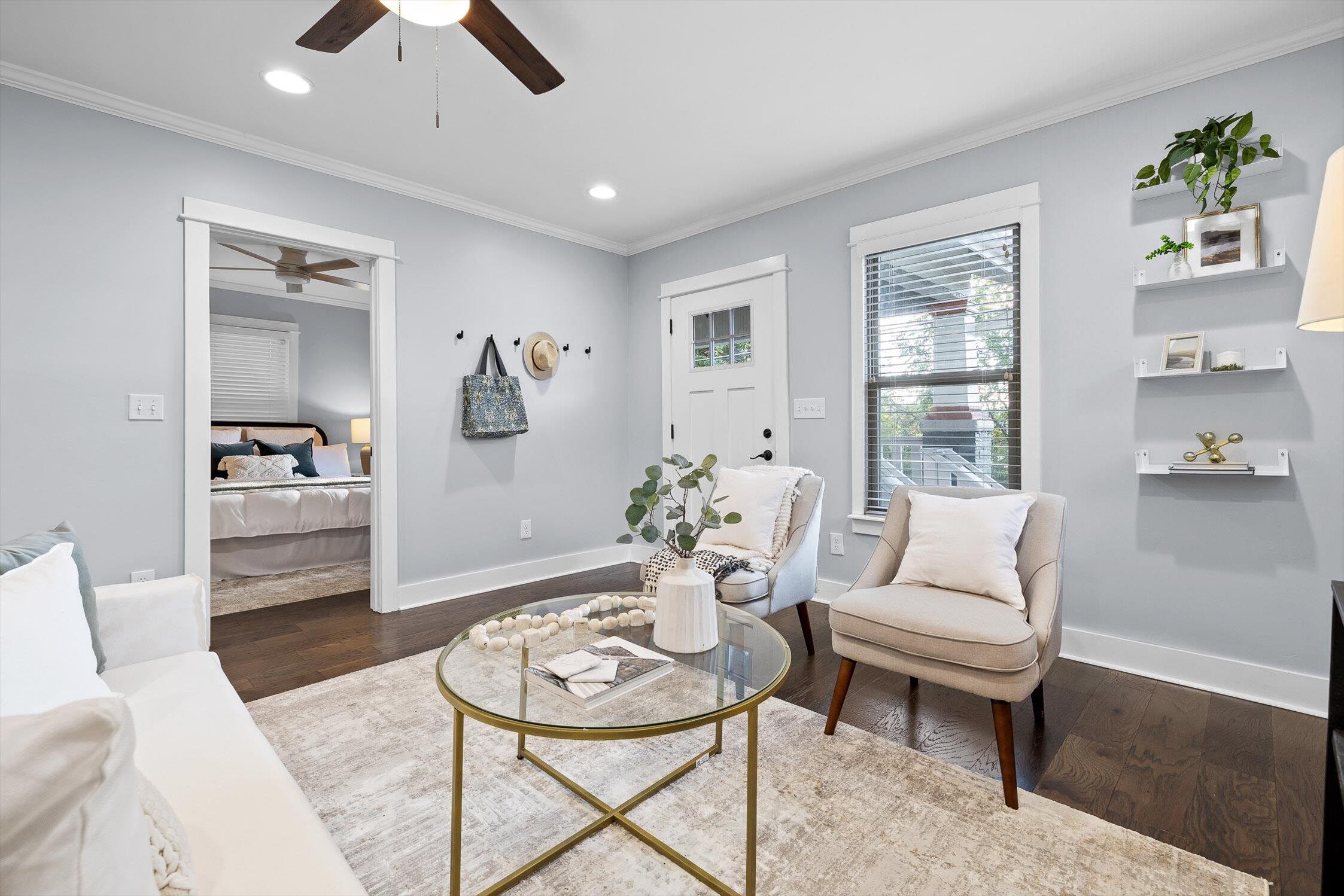 Chattanooga, Tennessee 37409, United States, 2 Bedrooms Bedrooms, ,2 BathroomsBathrooms,Residential,Active,220800