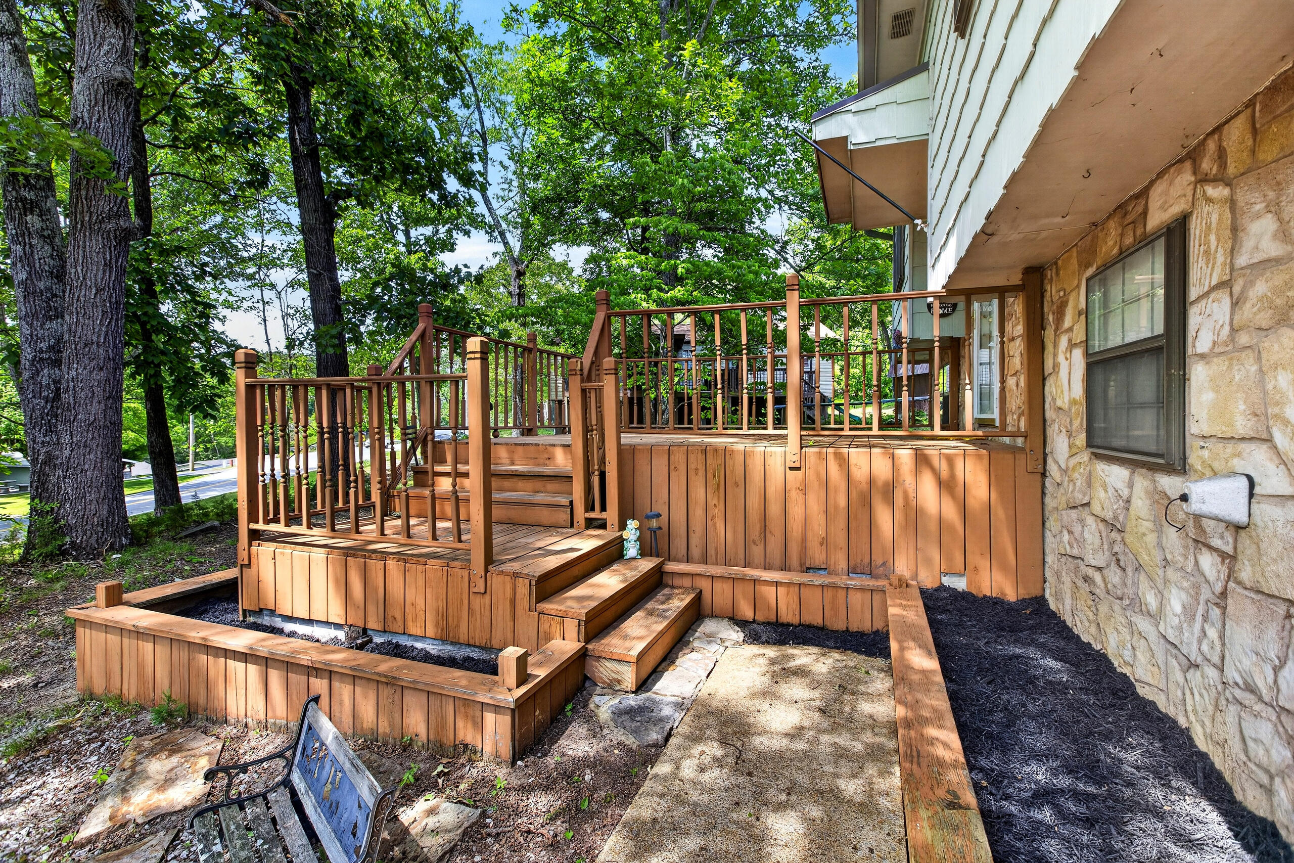 8920 Birchwood Pike