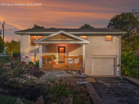 Photo of 816 Merriam Street, Chattanooga, TN 37405 (MLS # 1522401)