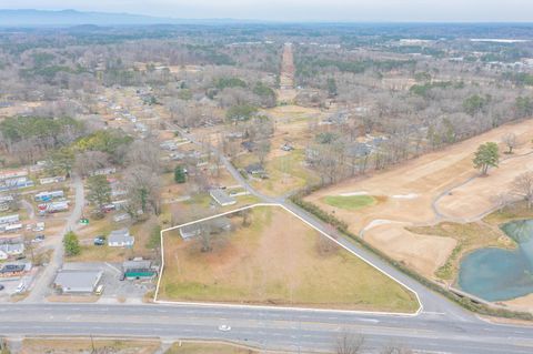 Photo of 2100 Cleveland Highway, Dalton, GA 30721 (MLS # 1508388) Photo of 2100 Cleveland Highway, Dalton, GA 30721 (MLS # 1508388)