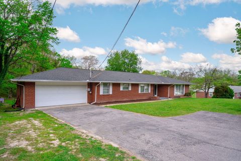 Photo of 135 N Jenkins Road, Rossville, GA 30741 (MLS # 1532143)