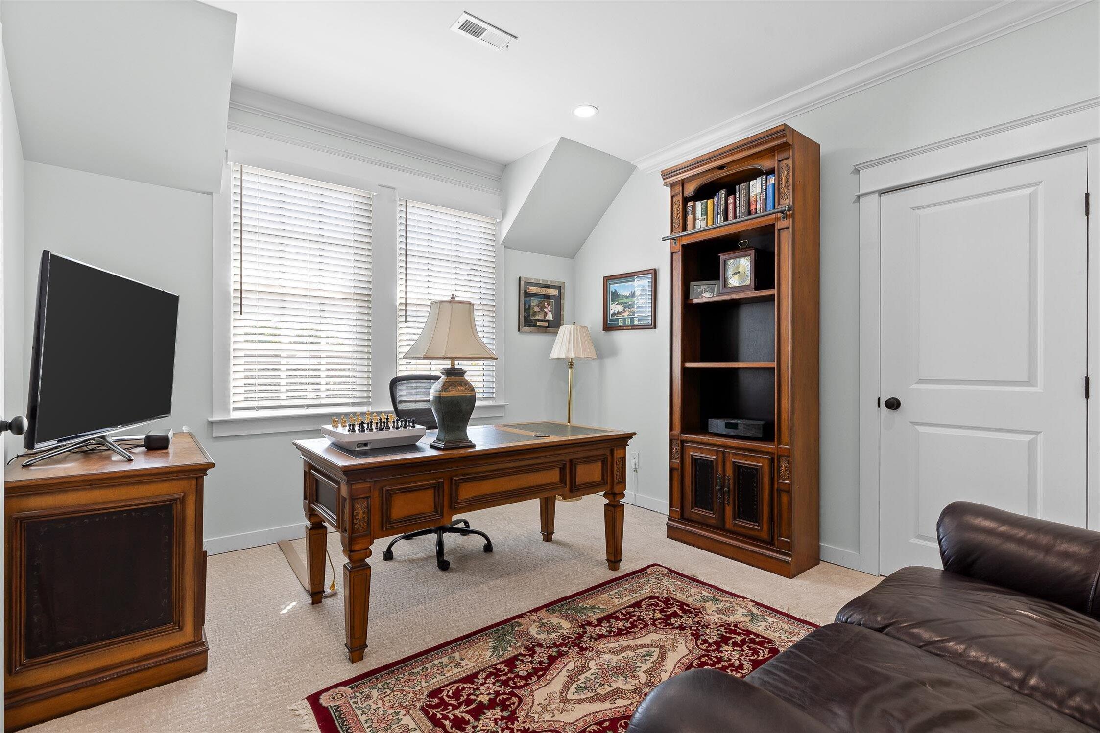 Chattanooga, Tennessee 37419, United States, 4 Bedrooms Bedrooms, ,3 BathroomsBathrooms,Residential,Active,212266