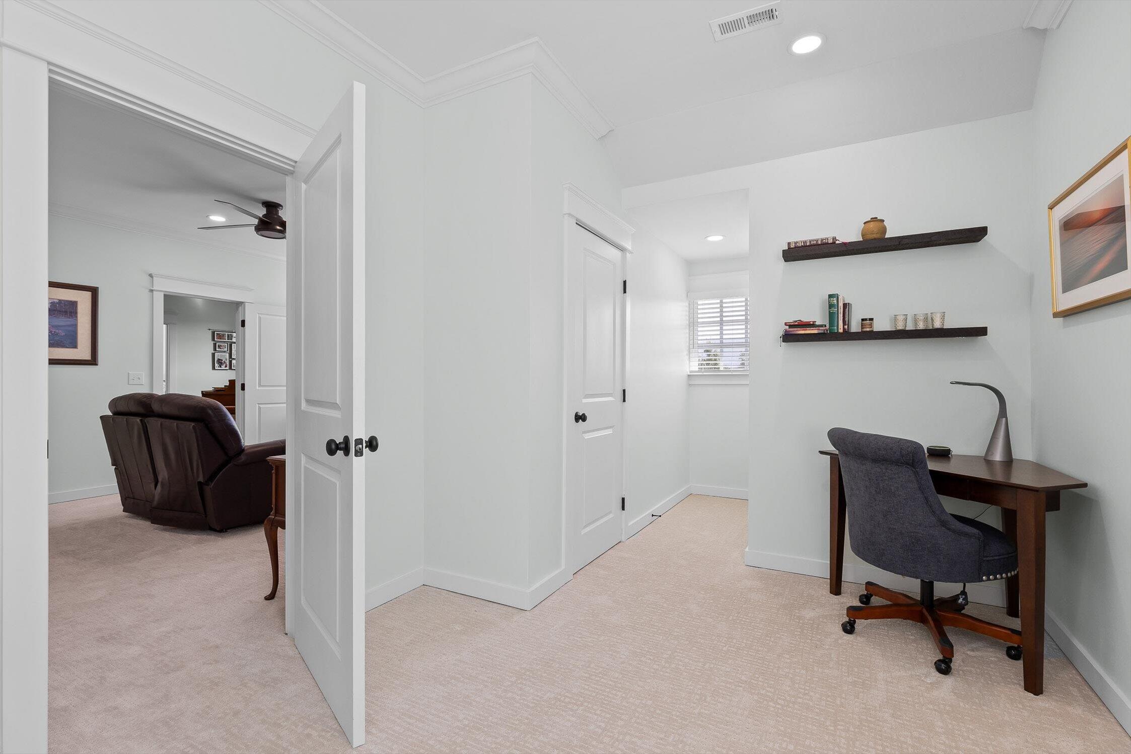 Chattanooga, Tennessee 37419, United States, 4 Bedrooms Bedrooms, ,3 BathroomsBathrooms,Residential,Active,212266