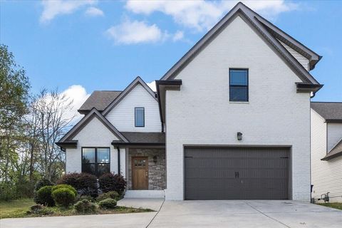 Homes For Sale - 8614 Ooltewah Harrison Road<br/> Ooltewah, TN 37363