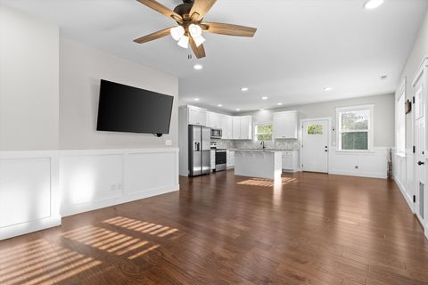 Tiny photo for 537 Lullwater Road, Chattanooga, TN 37405 (MLS # 1521660)