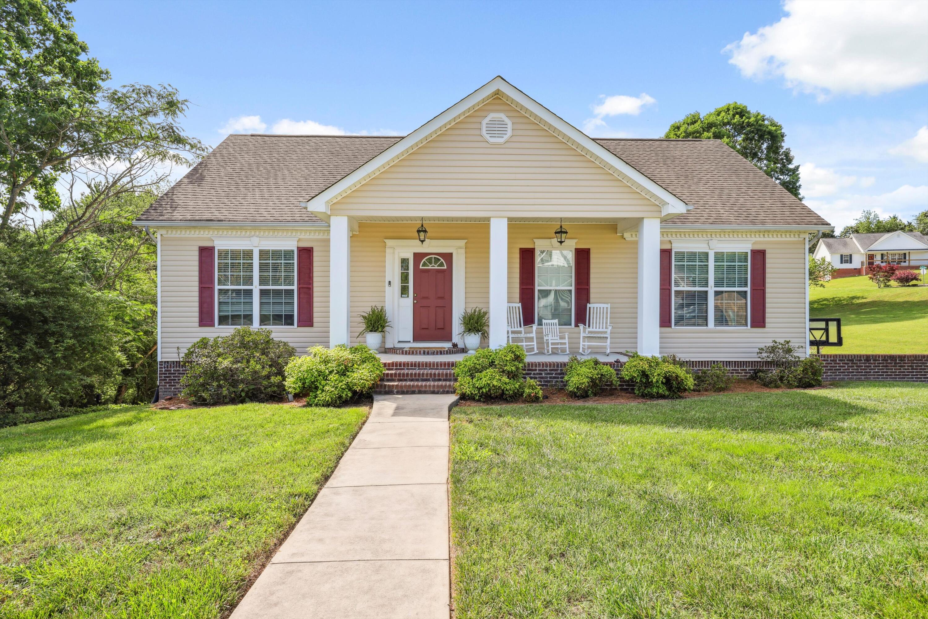 10439 Sovereign Pointe Drive, Soddy Daisy, Tennessee image 1