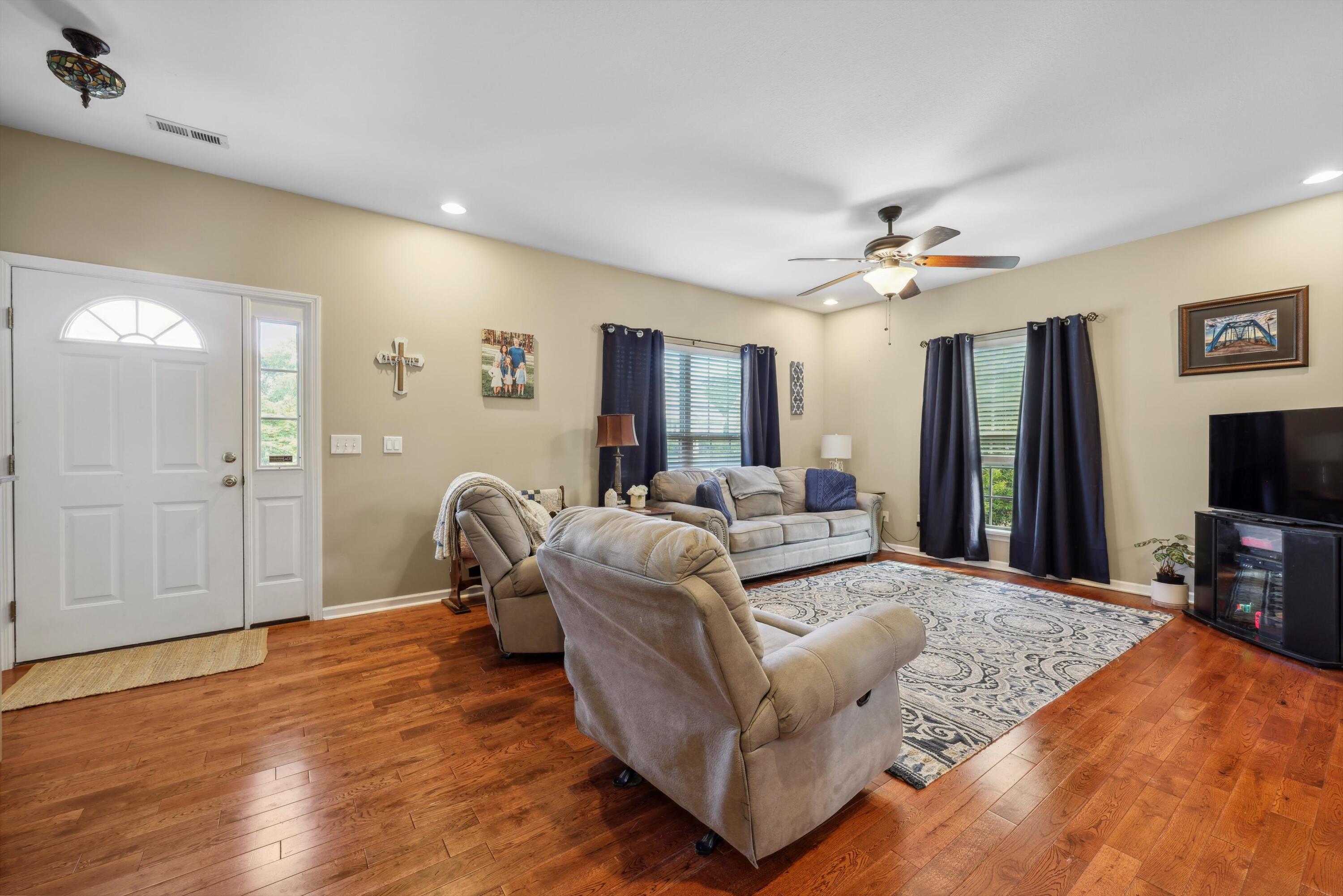10439 Sovereign Pointe Drive, Soddy Daisy, Tennessee image 5