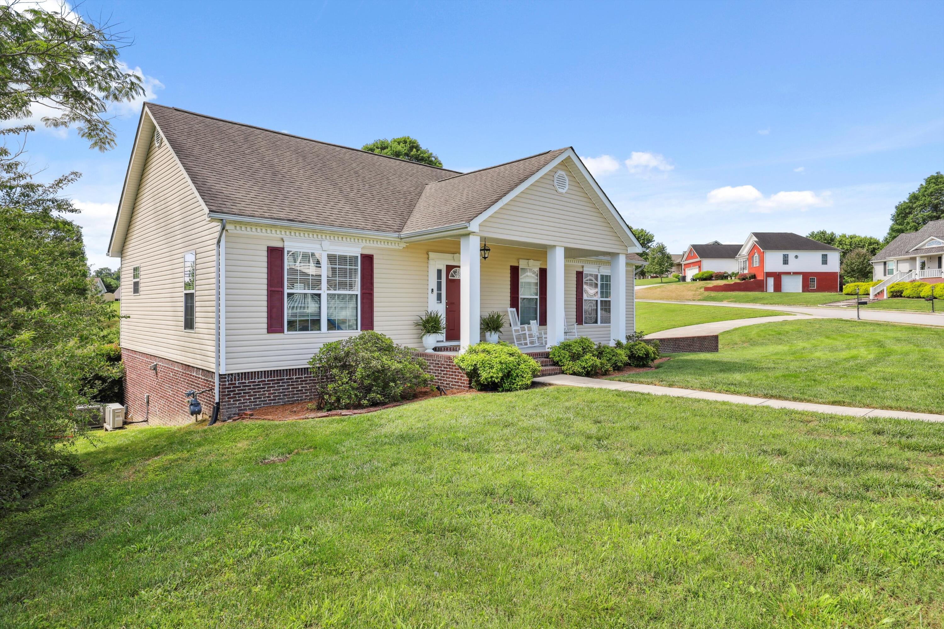 10439 Sovereign Pointe Drive, Soddy Daisy, Tennessee image 2