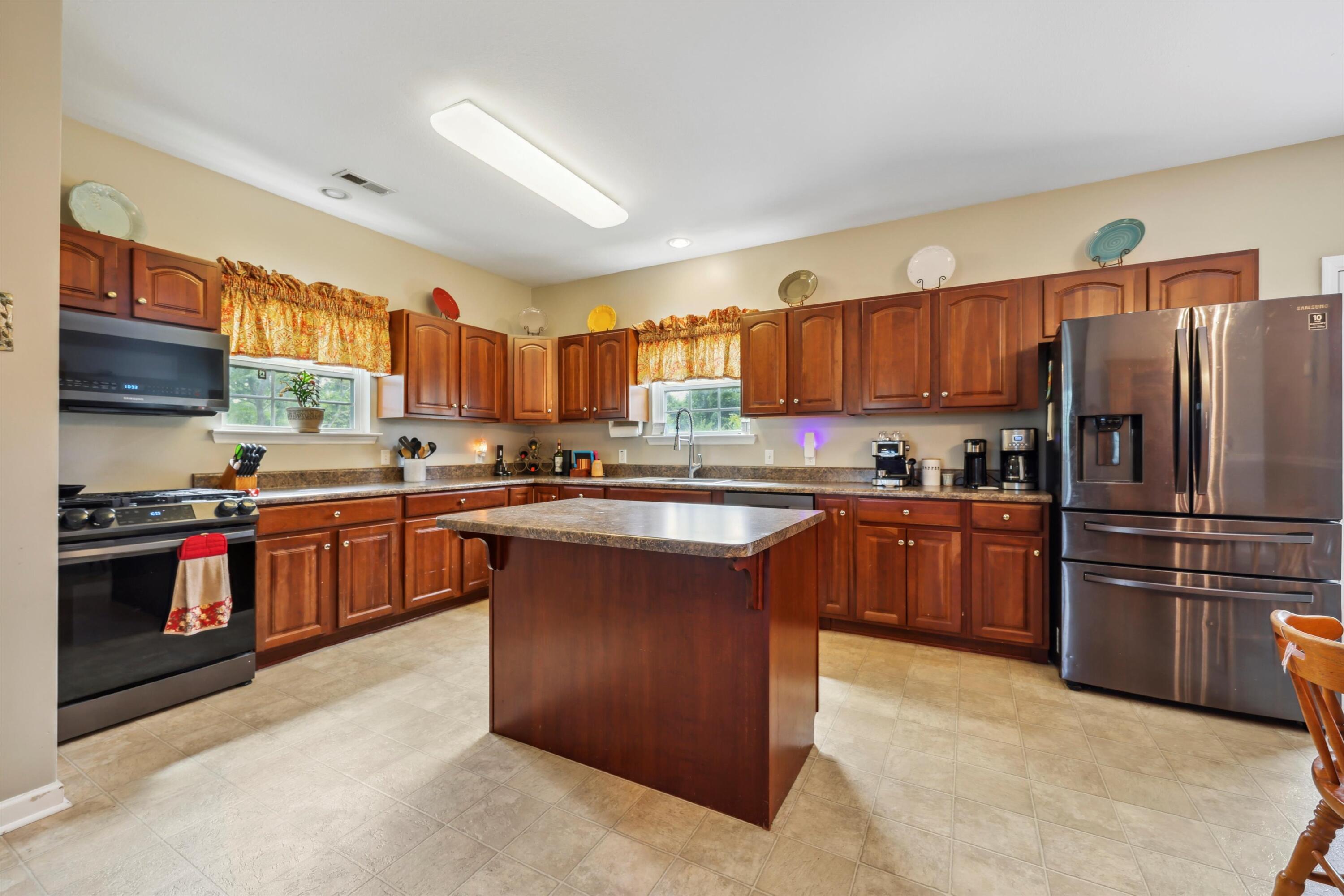 10439 Sovereign Pointe Drive, Soddy Daisy, Tennessee image 10