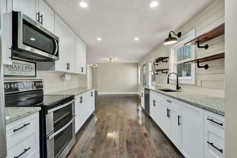 Tiny photo for 310 Blossom Lane, Dayton, TN 37321 (MLS # 1524715)