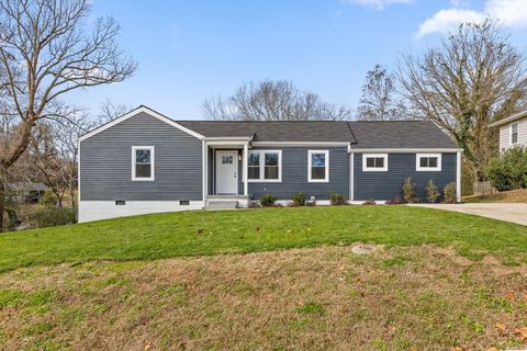 Photo of 3767 Occonechee Trail, Chattanooga, TN 37415 (MLS # 1525170)