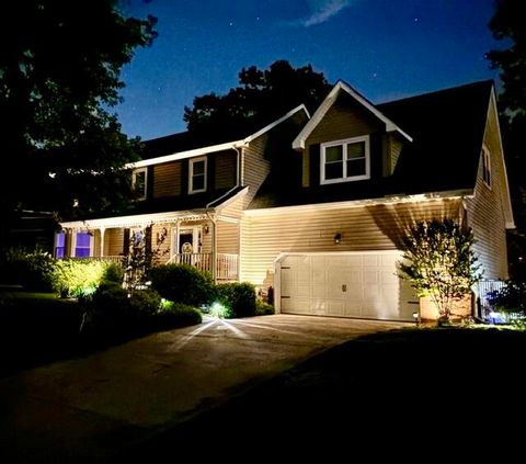 Photo of 1924 Port Royal Drive, Soddy Daisy, TN 37379 (MLS # 1535016)
